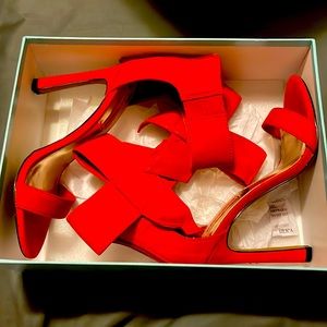 Red bow Betsey Johnson Heels